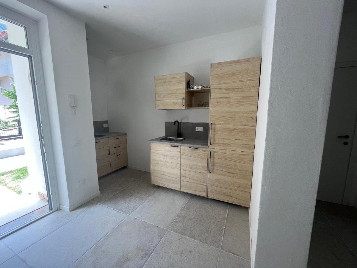 Casa Teresa Apartment ริวาเดลการ์ดา ภายนอก รูปภาพ