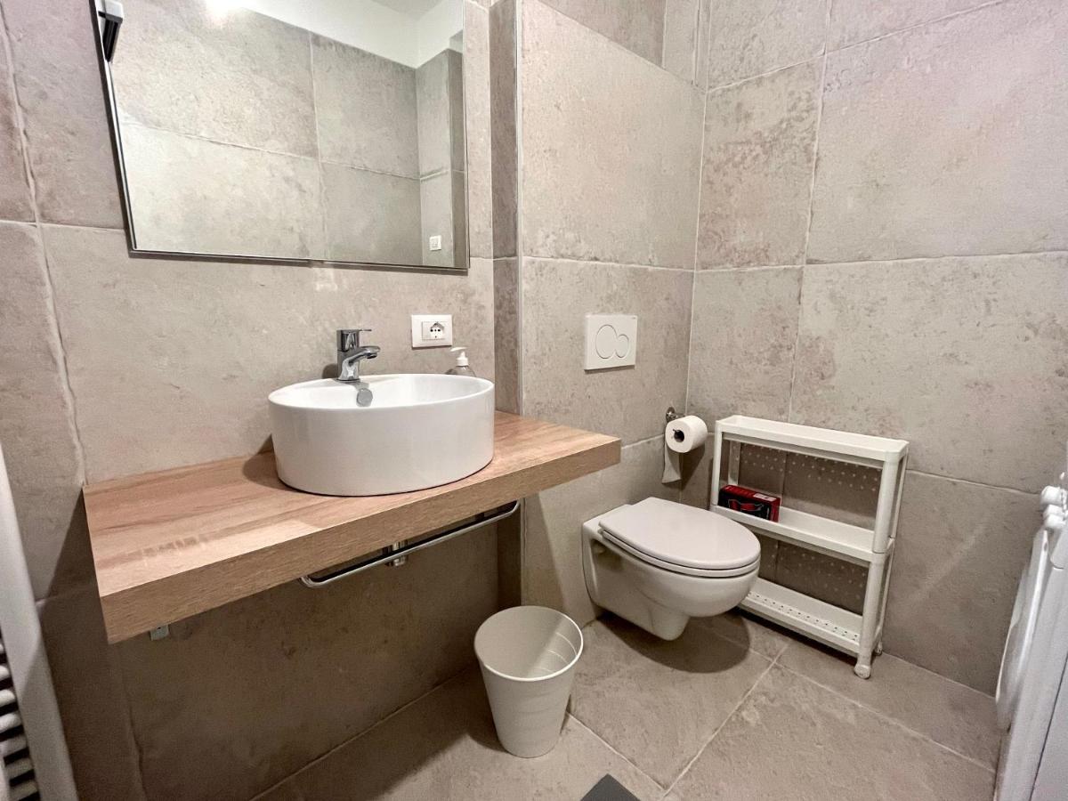 Casa Teresa Apartment ริวาเดลการ์ดา ภายนอก รูปภาพ