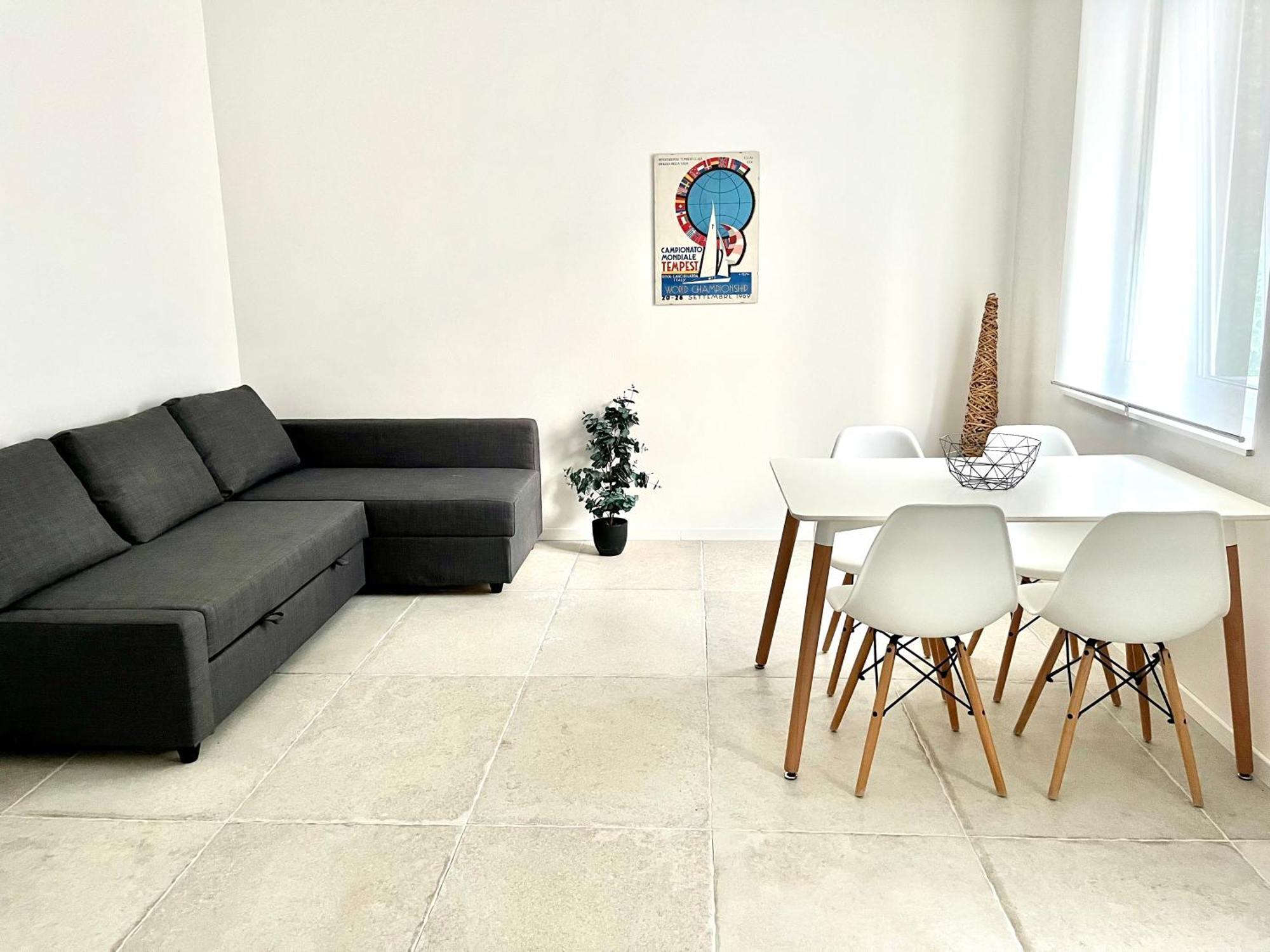 Casa Teresa Apartment ริวาเดลการ์ดา ภายนอก รูปภาพ