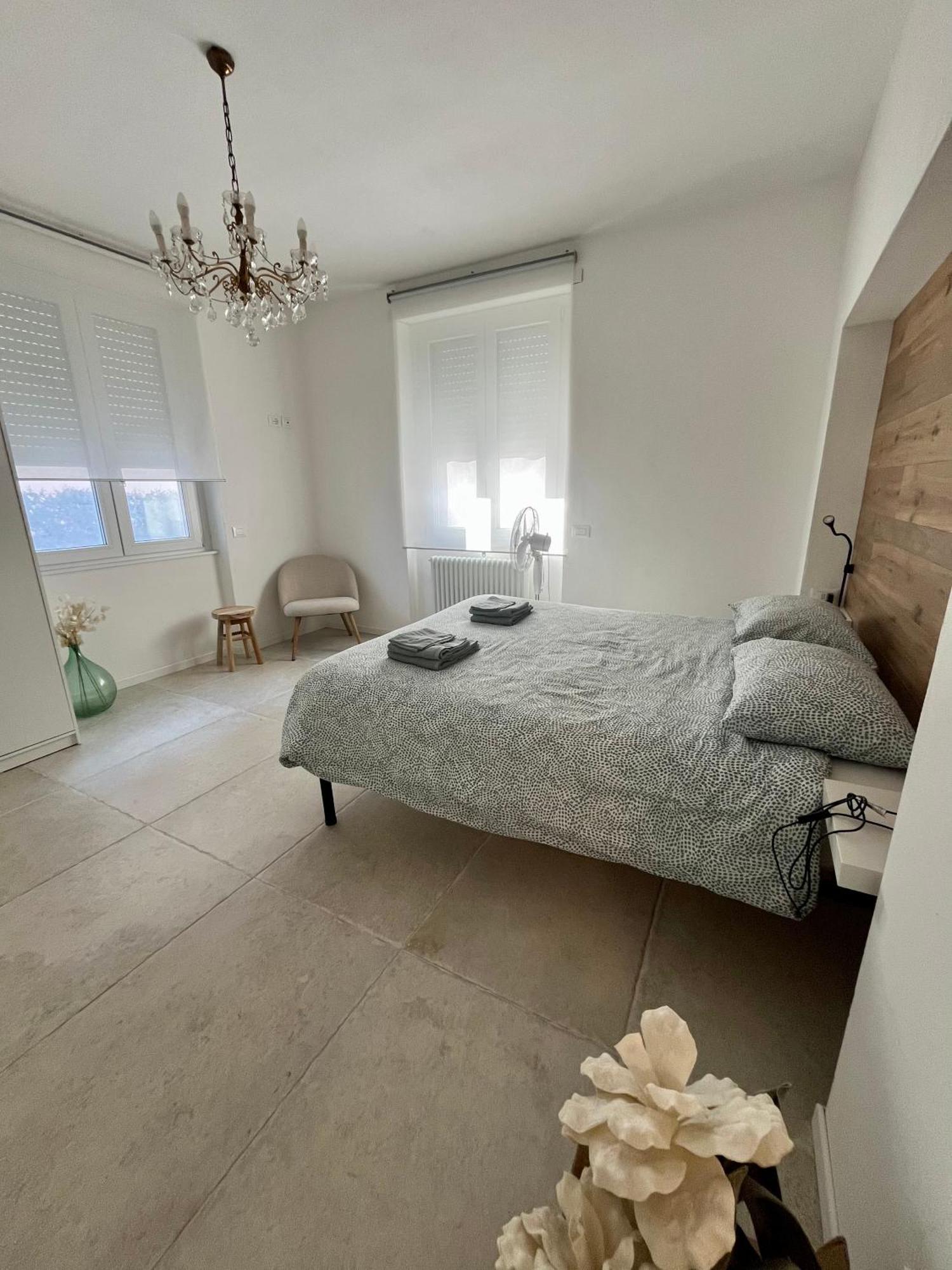 Casa Teresa Apartment ริวาเดลการ์ดา ภายนอก รูปภาพ